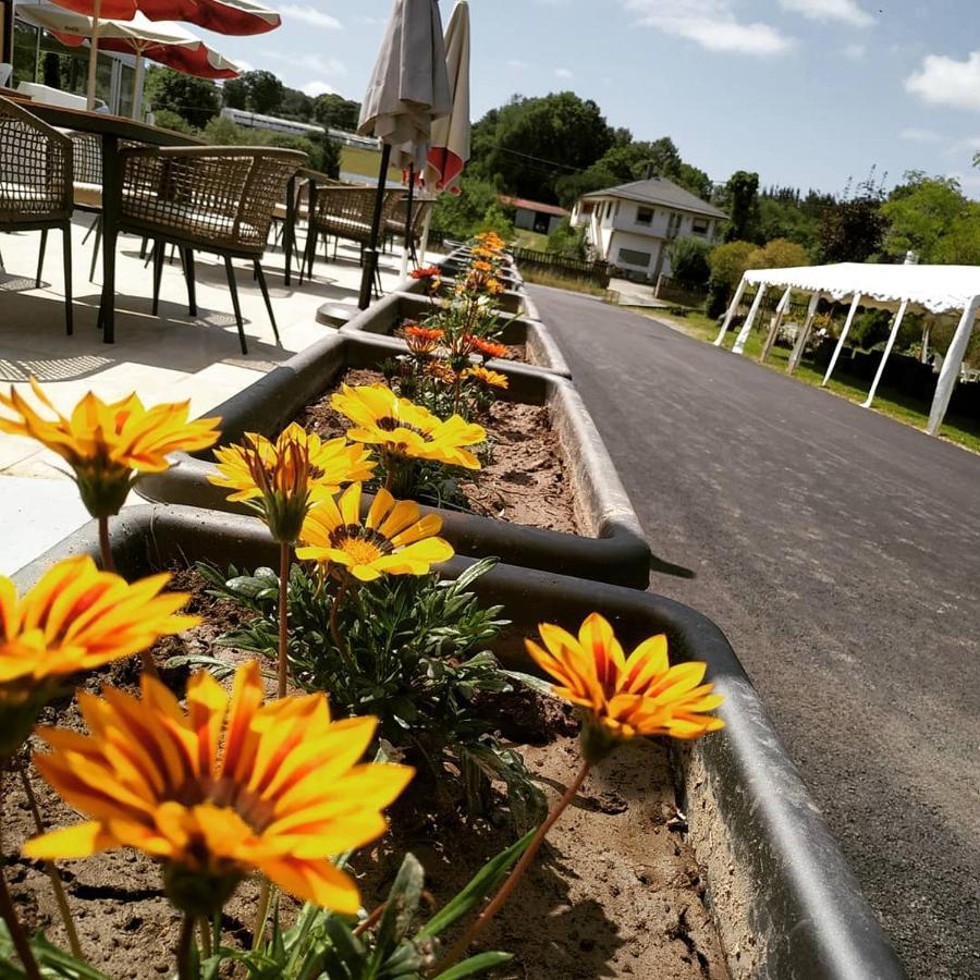 Hotel Restaurante Val Antas de Ulla Екстериор снимка