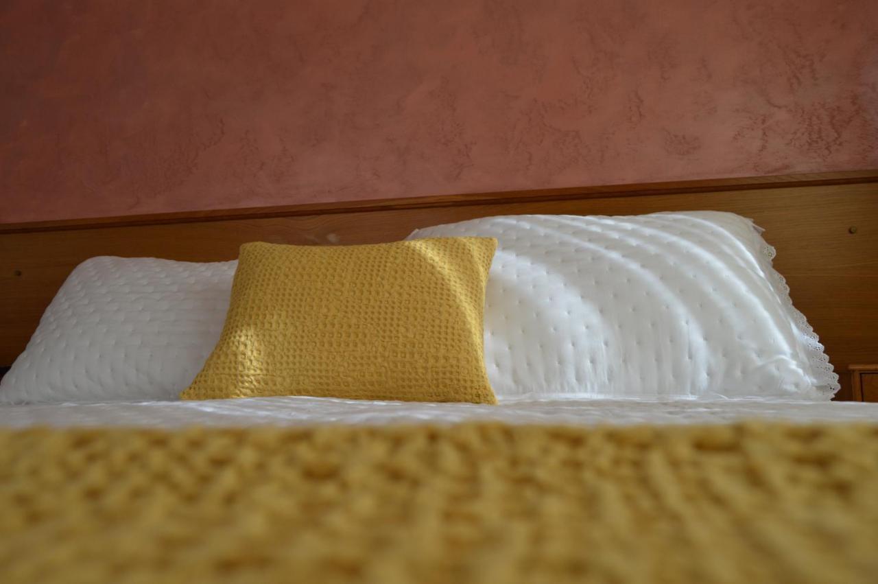 Hotel Restaurante Val Antas de Ulla Екстериор снимка