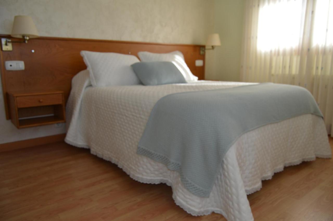 Hotel Restaurante Val Antas de Ulla Екстериор снимка