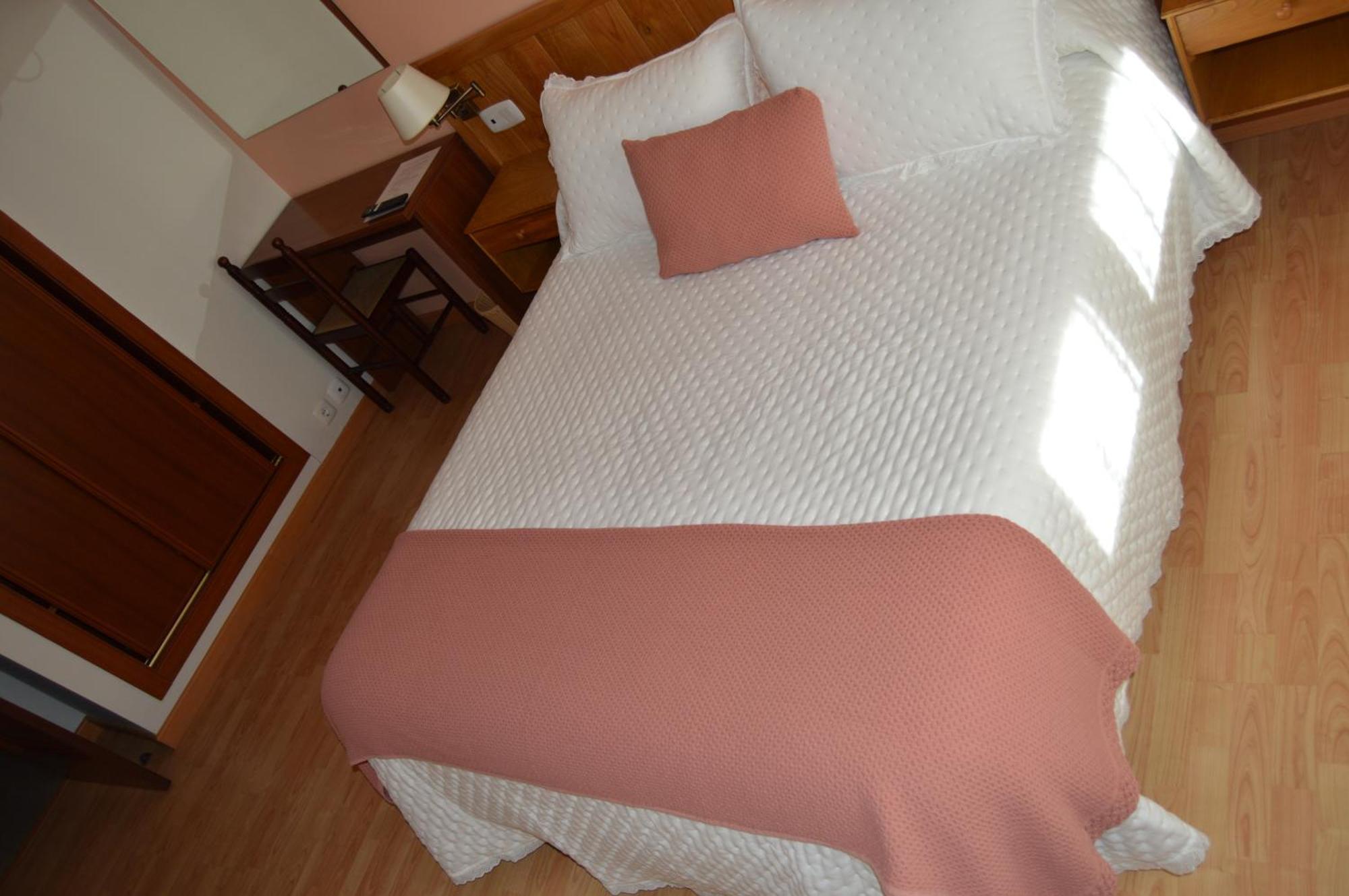 Hotel Restaurante Val Antas de Ulla Екстериор снимка