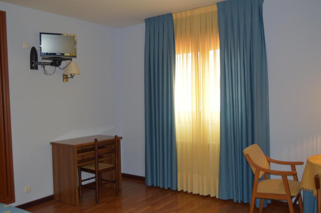 Hotel Restaurante Val Antas de Ulla Екстериор снимка
